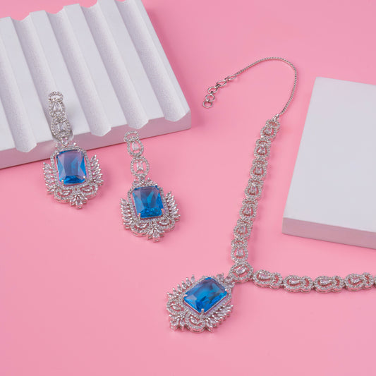 American diamond Necklace Pendant chain jewelry Emerald Gemstones with pair of Earrings.