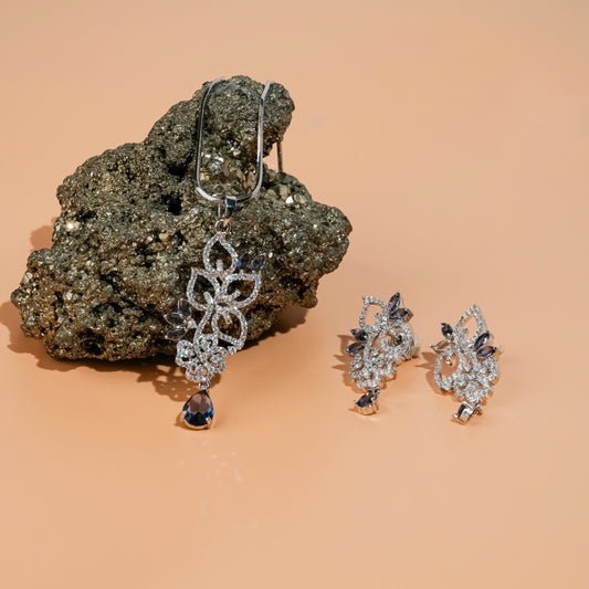 American diamond Necklace Pendant chain jewelry set with matching pair of Earrings.