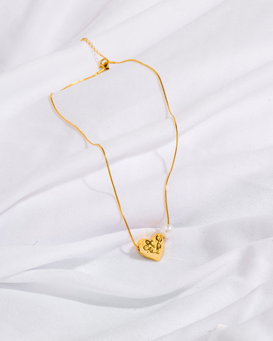 Western Stylish Trending Anti Tarnish Pendant Chain set for women & Girls