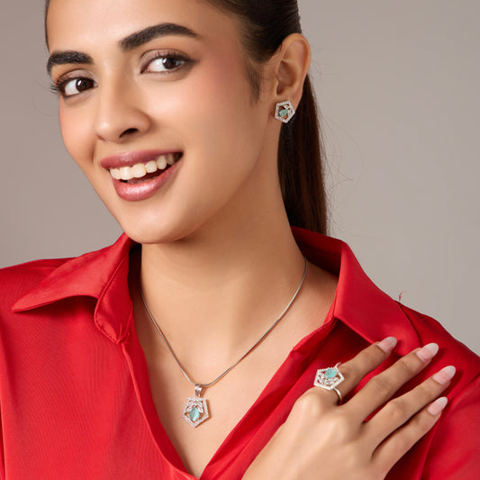 American diamond Necklace Pendant chain jewelry set with pair of Earrings.