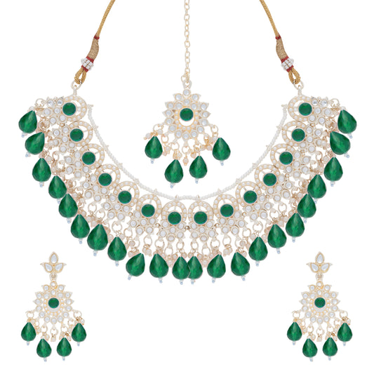 Gold Plated Kundan Stones Necklace Choker wedding Set for Women with Maangtika & Earrings .