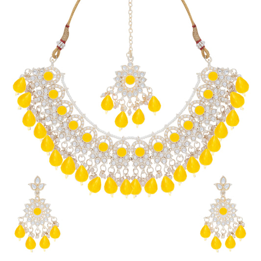 Gold Plated Kundan Stones Necklace Choker wedding Set for Women with Maangtika & Earrings .Yellow Color